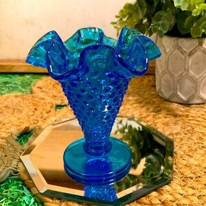 Vintage Fenton signed, Blue Hobnail Glass bud Vase with ruffle, EUC
